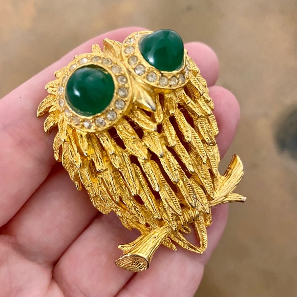 Vintage 60’s-70’s Gold OWL Green Eyes Brooch Pin - Picture 5 of 5